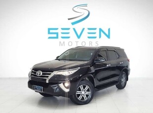 TOYOTA HILUX SW4