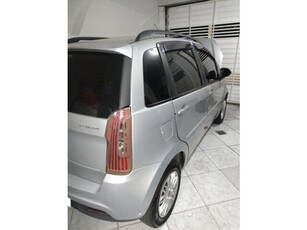 Fiat Idea Attractive 1.4 8V (Flex) 2011