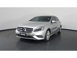 Mercedes-Benz Classe A 200 Urban 1.6 DCT Turbo 2014