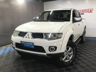 Mitsubishi L200 MC/ 3.2 D 2013