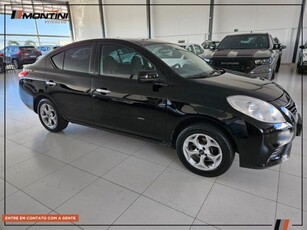 NISSAN Versa 1.6 16V SV 2014