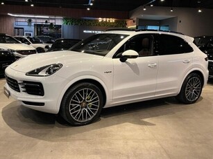 Porsche Cayenne E-Hybrid 3.0 4WD 2022