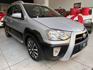 Toyota Etios Hatch Etios Cross 1.5 (Flex) 2014