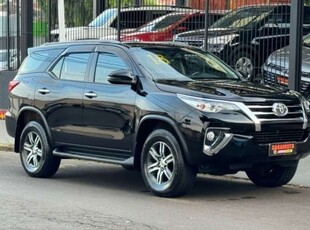 TOYOTA HILUX SW4