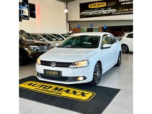 Volkswagen Jetta 2.0 TSI Highline DSG 2012