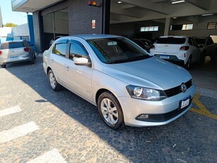 Volkswagen Voyage 1.6 VHT (Flex) 2014