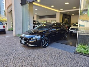 Volvo V40 2.0 T4 Kinetic 2017