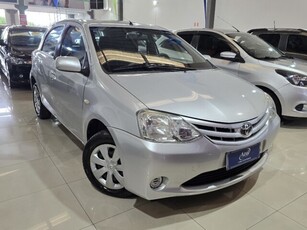 Toyota Etios Hatch Etios XS 1.3 (Flex) 2013