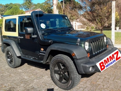 WRANGLER 3.8 UNLIMITED SPORT 4X4 CAPOTA DUPLA V6 GASOLINA 2P AUTOMATICO 2010