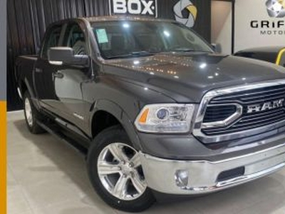 RAM Classic 5.7 V8 Laramie CD 4x4