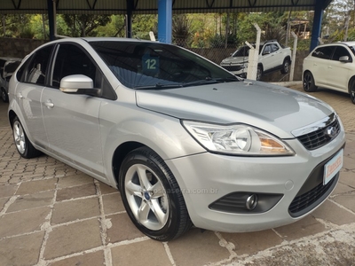 FOCUS 1.6 GLX 16V FLEX 4P MANUAL 2012