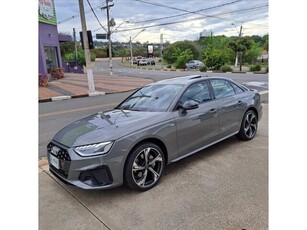 Audi A4 2.0 S line S Tronic 2023