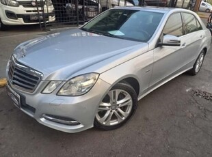 MERCEDES-BENZ E 250