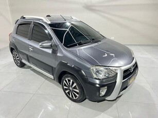 Toyota Etios Hatch Etios Cross 1.5 (Flex) 2014
