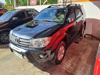 TOYOTA HILUX SW4 3.0 SRV 4X4 7 LUGARES 16V TURBO INTERCOOLER DIESEL 4P AUTOMÁTICO