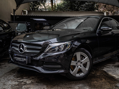 Mercedes-Benz Classe C 2.0 Avantgarde Turbo 4p