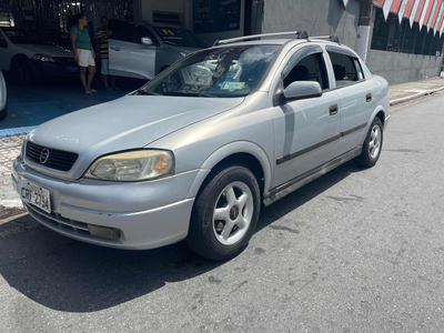 Chevrolet Astra Sedan 1.8 Gl 4p