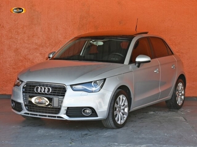 Audi A1 1.4 TFSI Attraction S Tronic 2013