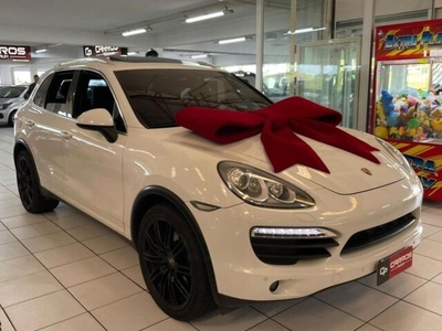 Porsche Cayenne 4.8 V8 4WD Turbo S 2013