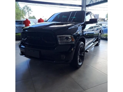 RAM Classic 5.7 V8 Laramie 4WD 2022