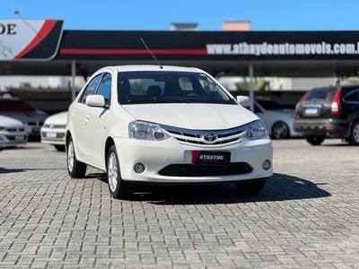 Toyota Etios Sedan XLS 1.5 (Flex) 2013