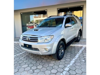 Toyota SW4 SRV 4x4 3.0 Turbo (aut) 2010