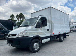 Iveco Daily Chasis 3.0 45S14 3750 Luxo Cab. Simples 2P