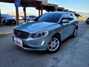 Volvo XC60 2.0 T5 Drive-E Dynamic