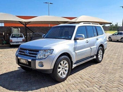 MITSUBISHI PAJERO FULL 3.8 GLS 4X4 V6 24V GASOLINA 4P AUTOMÁTICO