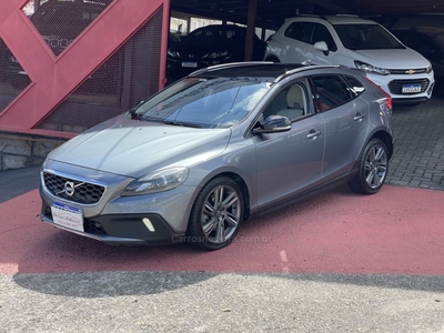 V40 2.0 T5 CROSS COUNTRY AWD TURBO GASOLINA 4P AUTOMATICO 2016