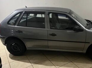 GOL POWER R$9.500 1.0 Gasolina 2002 apenas 136.397km