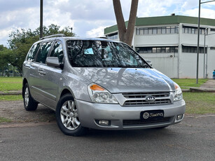 Kia Carnival 3.8 Ex 5p