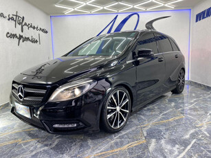 Mercedes-Benz B200 CGI 1.6