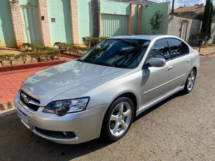 Subaru Legacy 3.0 4x4 Aut. 4p