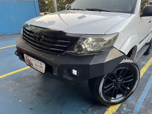 Toyota Hilux SW4 / 4X2SR