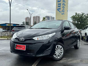 Toyota Yaris 1.5 16v Sedan Xl Live Multidrive