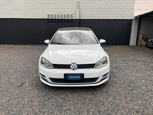 Volkswagen Golf Branco 2014