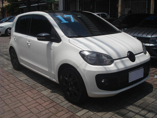 Volkswagen Up! up! high 1.0 TSI Total Flex 12V 5p