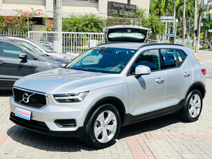 Volvo XC40 2.0 T4 5p