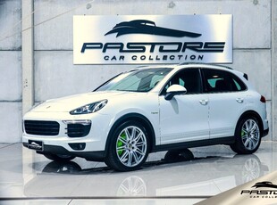 Porsche Porsche Cayenne S e-hybrid S 3