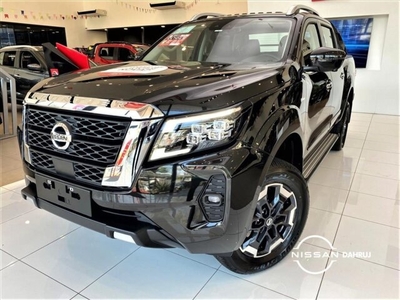 NISSAN FRONTIER PLATINUM AT 4X4 2024