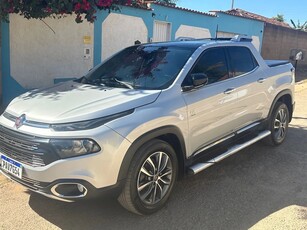 Fiat toro diesel com teto solar