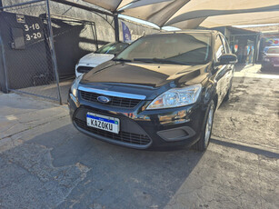 Ford Focus 1.6 GL 8V FLEX 4P MANUAL