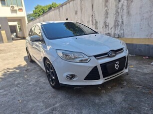 Ford Focus Hatch Titanium 2.0 16V PowerShift 2015