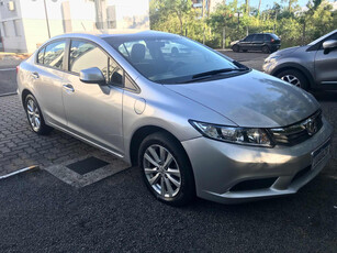 Honda Civic 1.8 Lxs Flex Aut. 4p