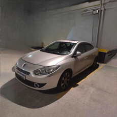 Renault Fluence 2.0 Privilège X-tronic Hi-flex 4p