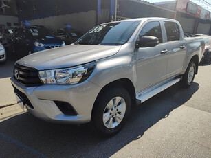 Toyota Hilux 2.8 Tdi Std Cab. Dupla 4x4 4p