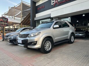 Toyota SW4 SRV 3.0 4X4 (7 Lugares) 2012