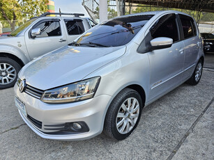 Volkswagen Fox Comfortline 1.6 Flex 2015