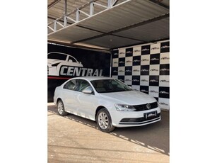 Volkswagen Jetta 2.0 Trendline Tiptronic (Flex) 2016